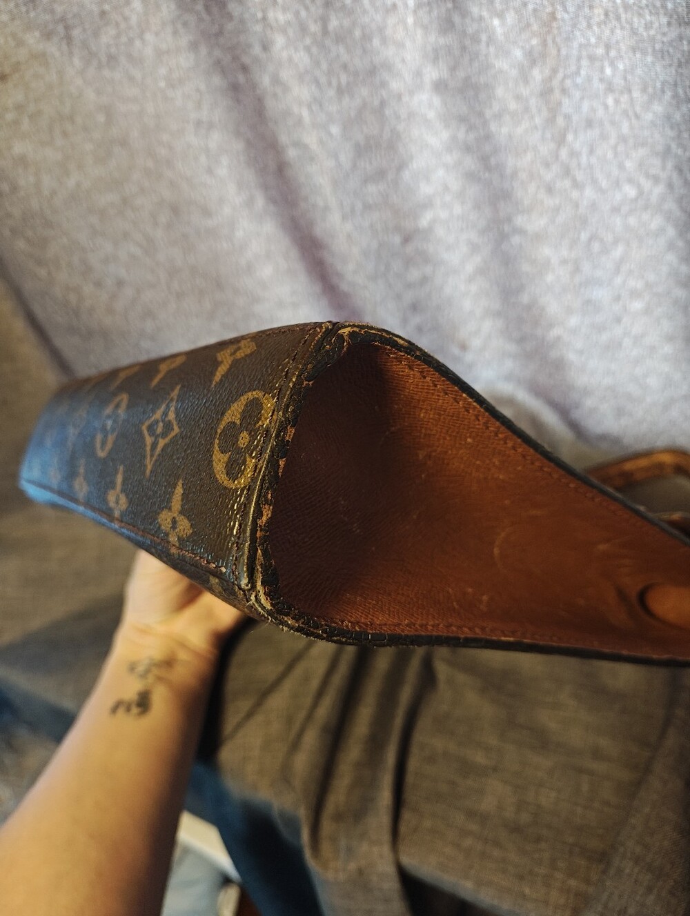 Louis Vuitton Monogram Malesherbes - Picture 8 of 14